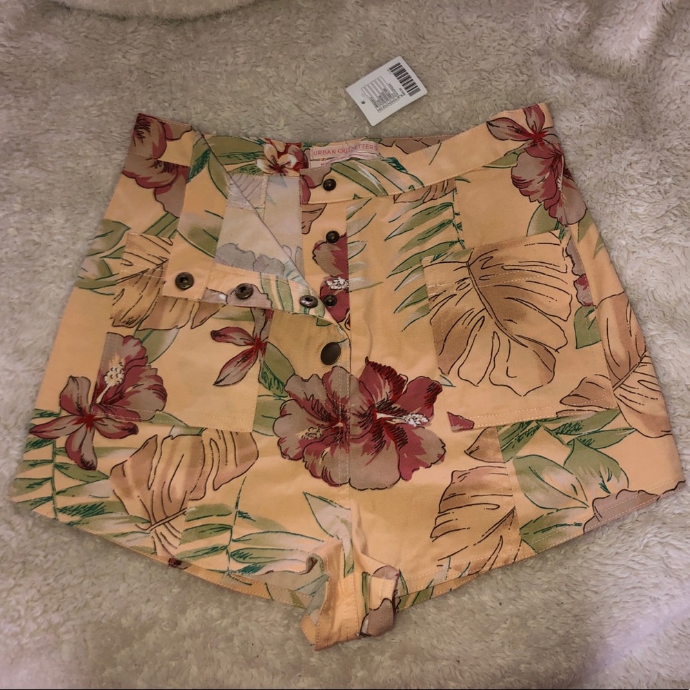 Urban Outfitters High rise floral print shorts